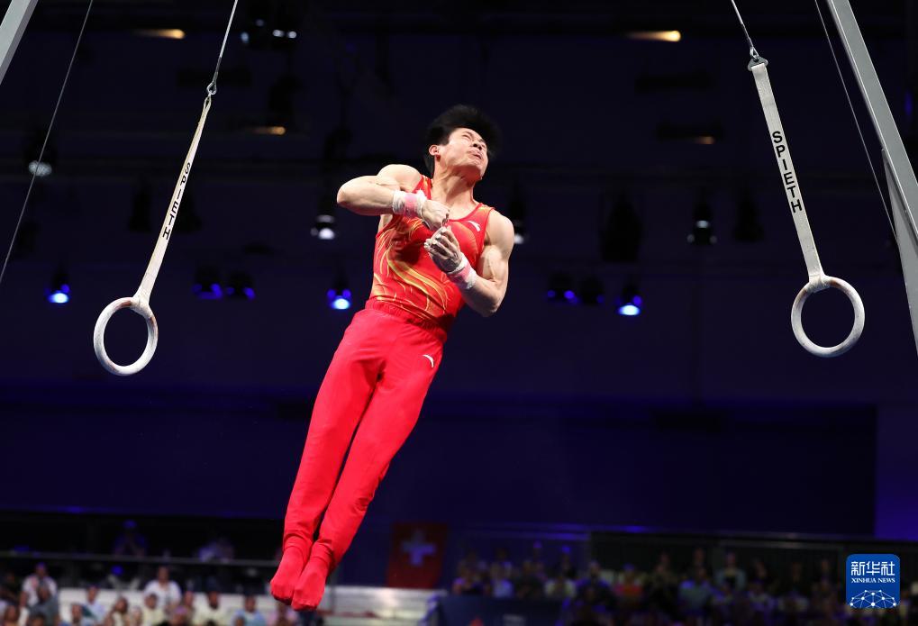 国埃森举行, 当日, amp 国埃森举行, 当日, amp