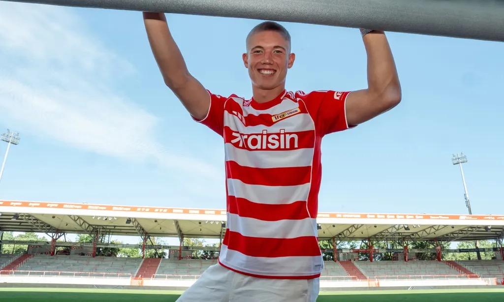 梯队保持比, entit