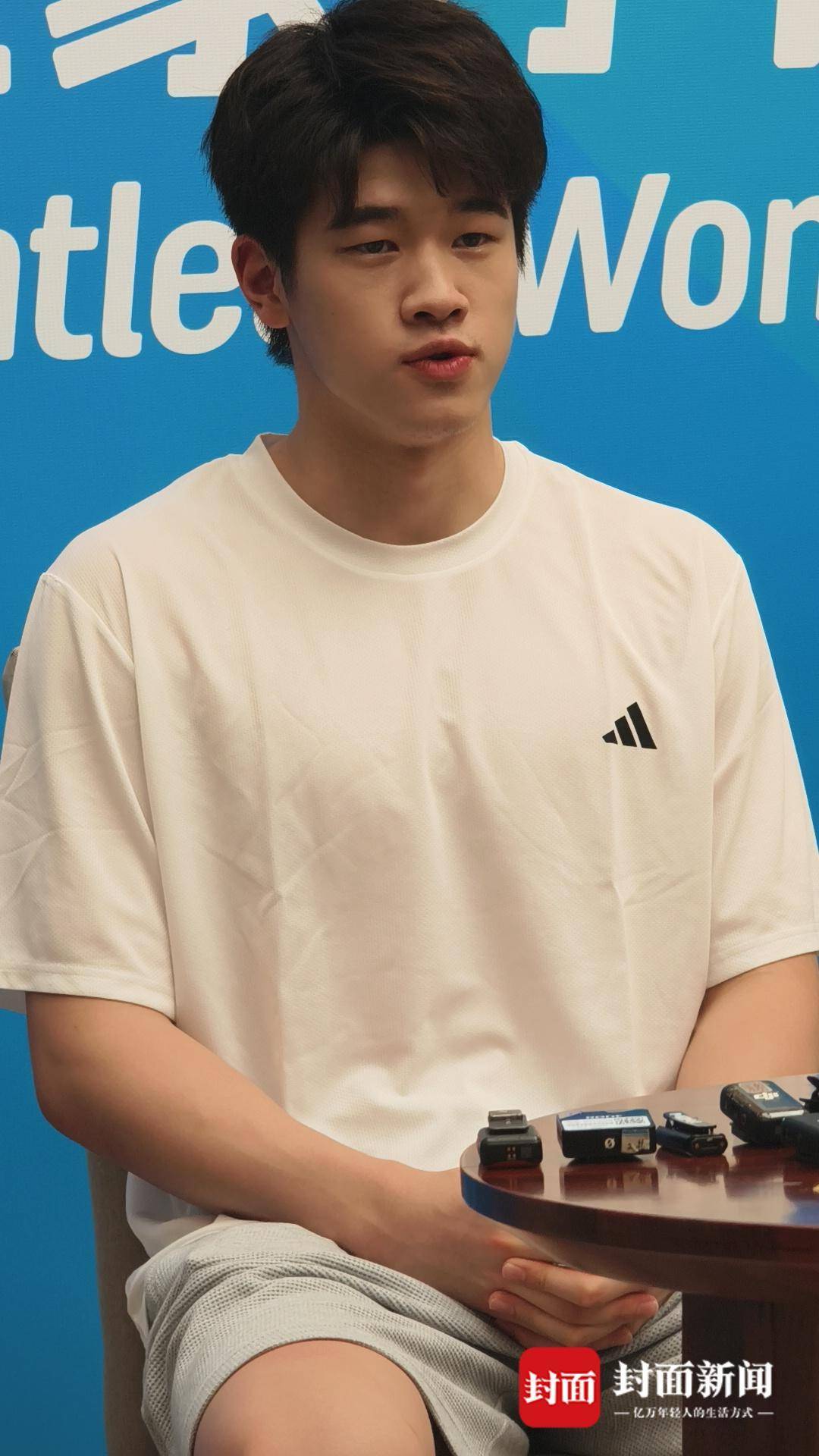 与了开幕式, 执旗手潘展