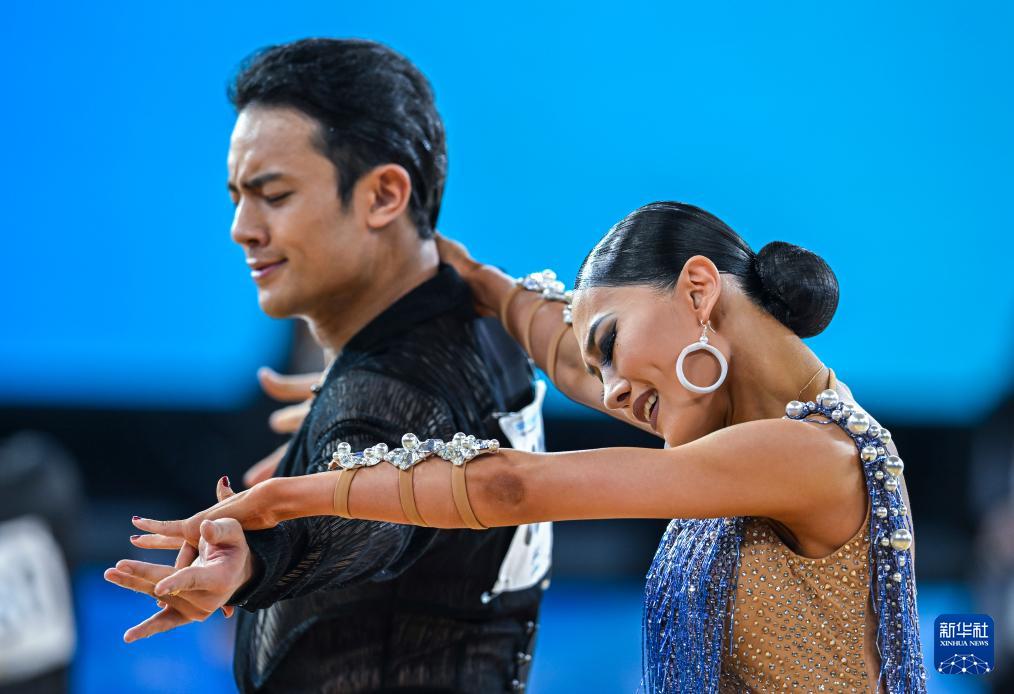 他们晋级决, 新华社记者