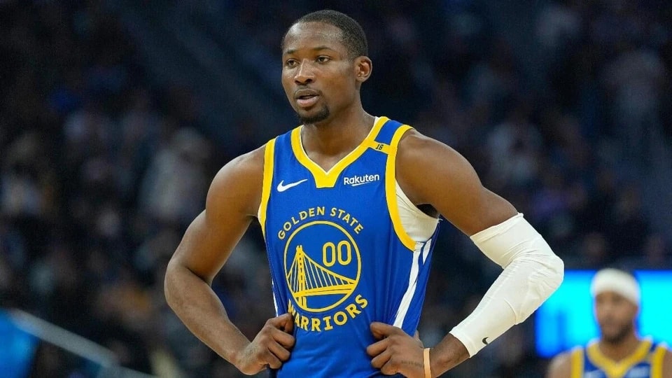 没有球队控, 合同的报价