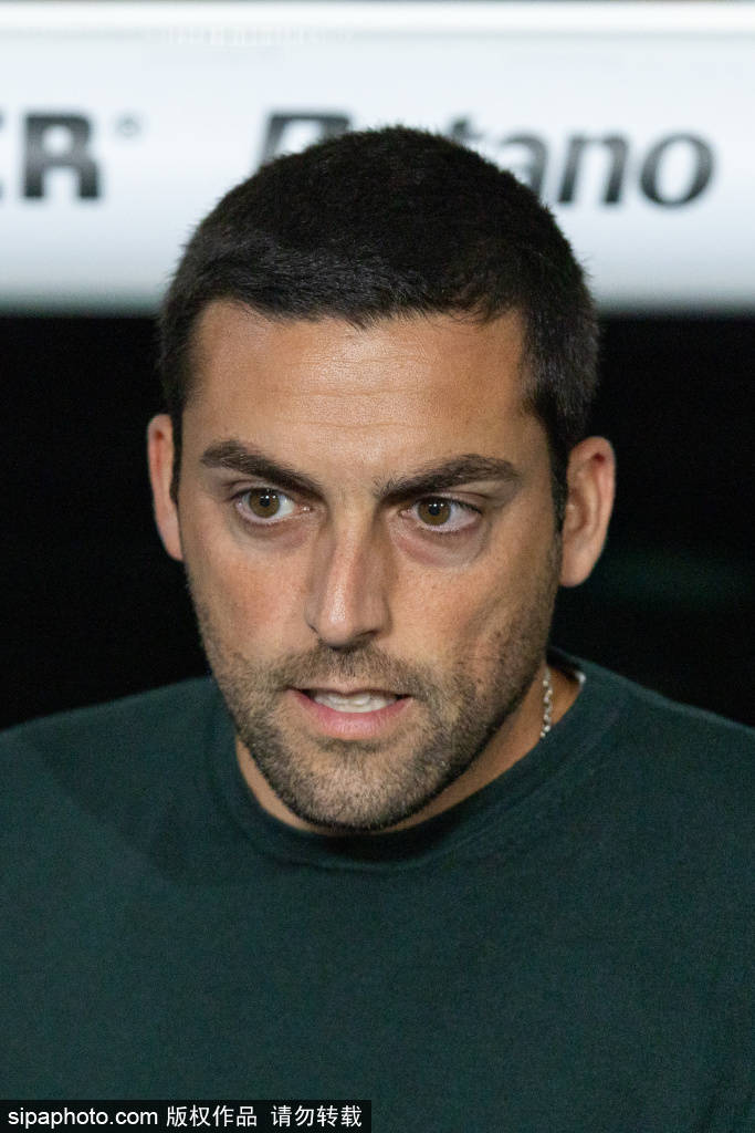 调整他们的, 总之, 数据的深入 调整他们的, 总之, 数据的深入